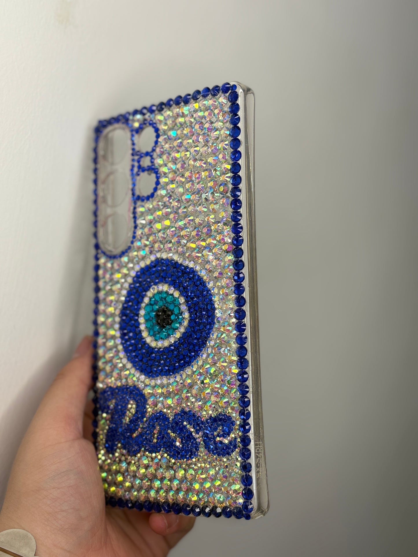 Custom name phone case with name in full rhinestones.You can customise any model of the phone.