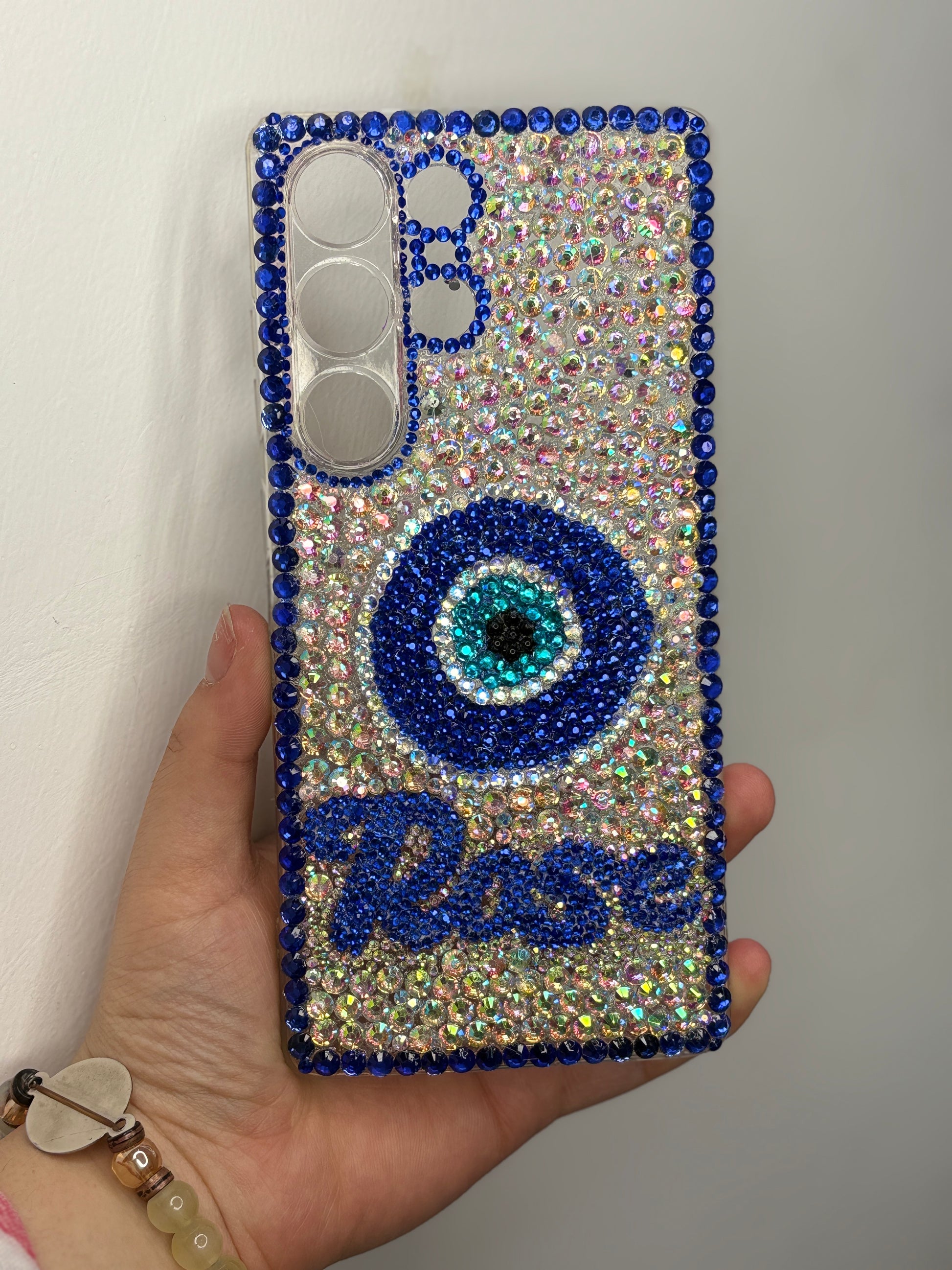 Custom name phone case with name in full rhinestones.You can customise any model of the phone.